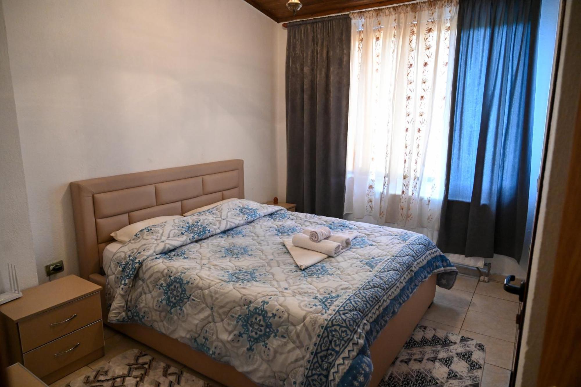 Отель Joni Restaurant Bucimas Экстерьер фото